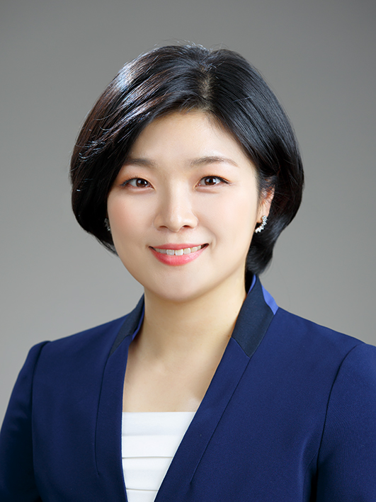 정성은 사진